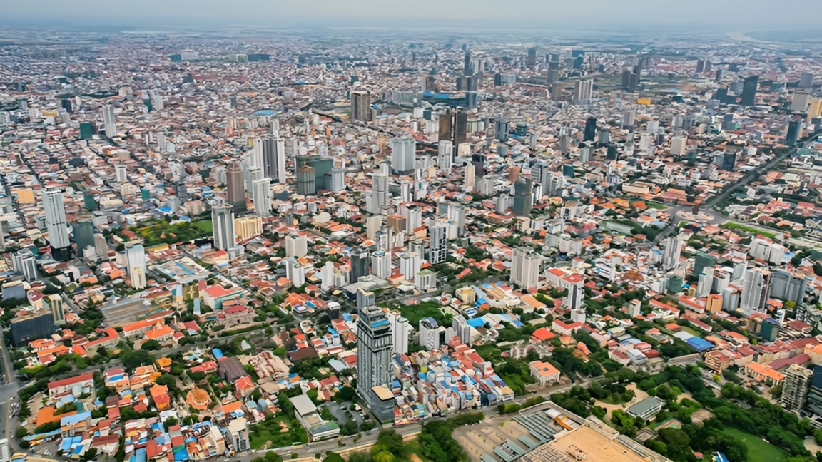 Kota Phnom Penh Berkembang Pesat, Dari Mana Sumber Dananya?