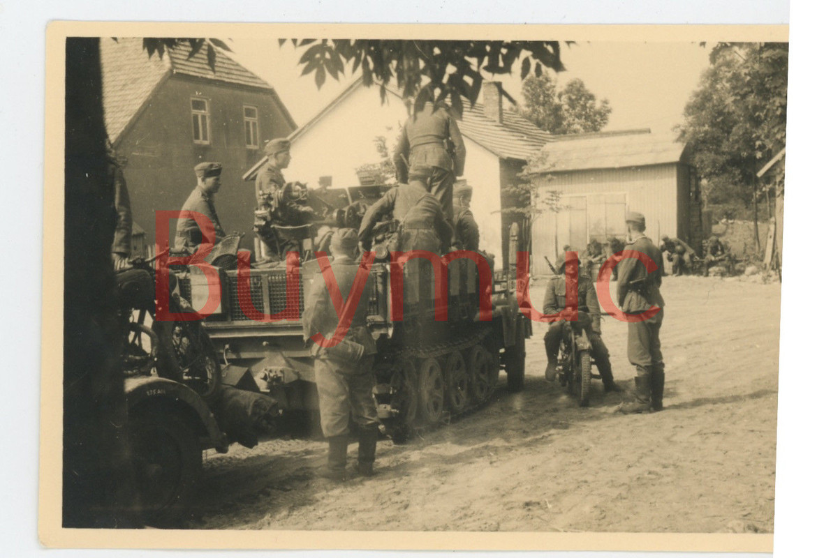 Foto Frankreich Panzer sdkfz mit Geschütz Aufbau Motorrad Anhäng