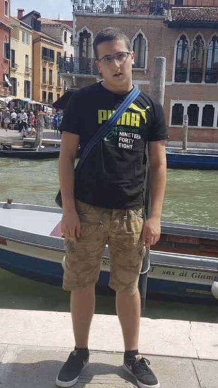 9E7C8871-B213-4A7D-871C-C5D5903B5CAD