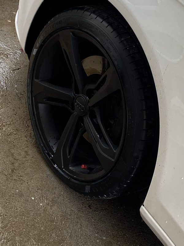 103239D7-6281-4D8D-BDCB-99F1719632A1