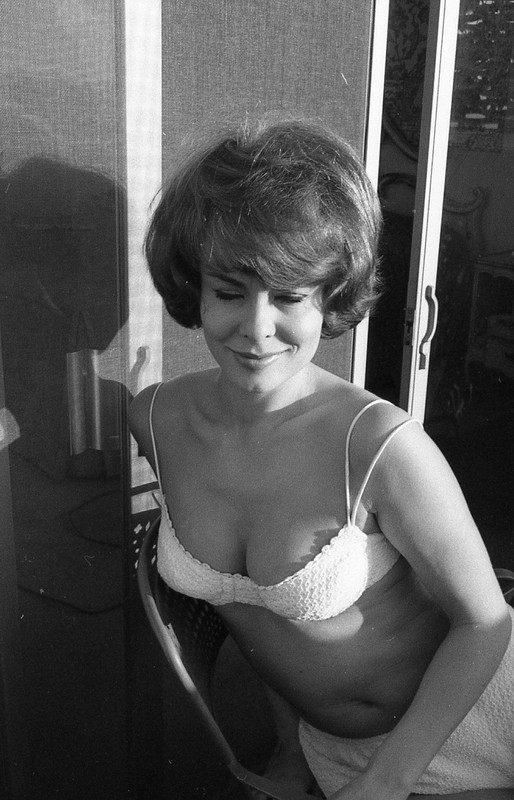 anne heywood b29