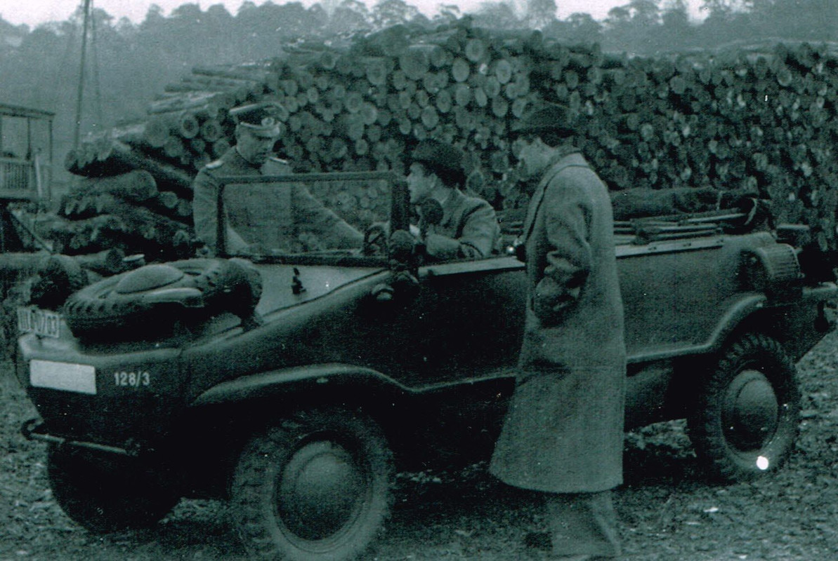 WK2 Foto WWII Schwimmwagen VW 128 Volkswagen Küb