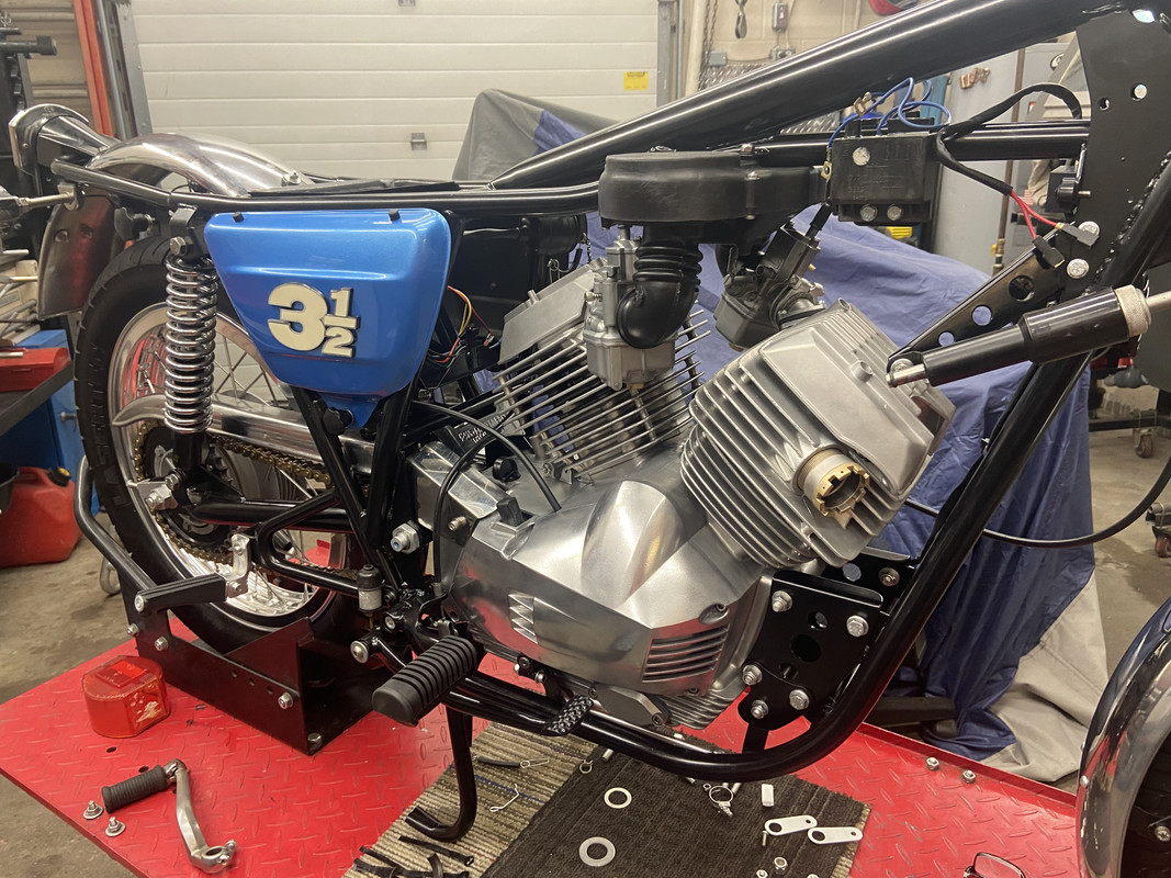 13551DA6-5D46-48F0-898B-5D04E2546C73