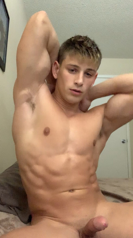 OnlyFans - 73632967-00F019A1-C94E-49A6-A218-475D6D401BCC.mp4.0001