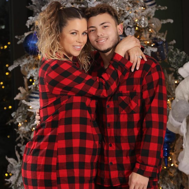 EA945-DA2-C913-4-A83-8791-F5-A5-D1910084