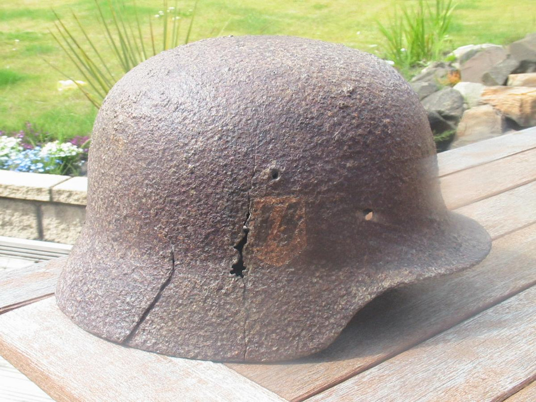 Tomi ásott sisakja  (Margit-vonal) 2009  07