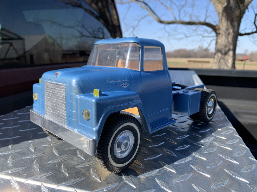 A4962F1A-A8B8-4364-91C9-6578231C4B19