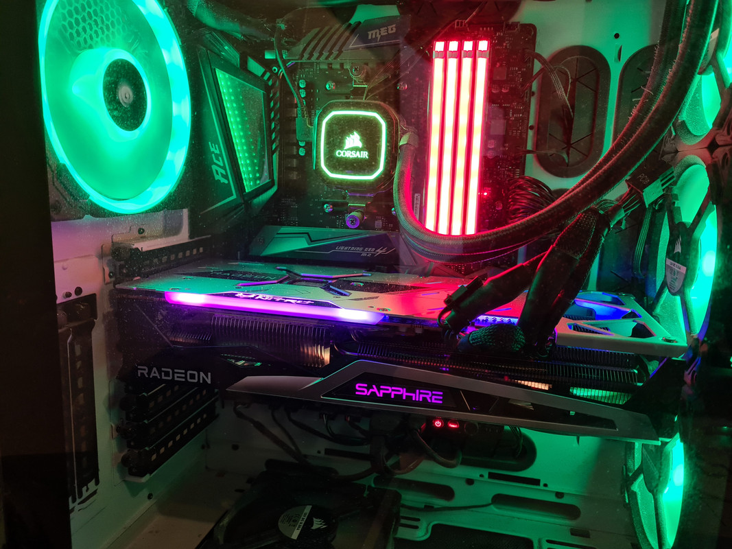 Sapphire Nitro  RX6900XT SE