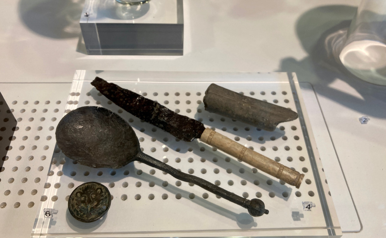 8EA720CE-0627-48A2-8590-452604DE0DA4