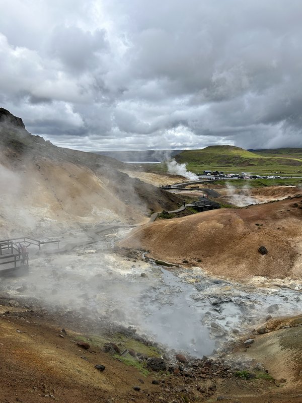 26/06/2025 Península de Reykjanes, pisamos la erupcion de 2023. - SEGUNDO VIAJE A LA TIERRA DEL HIELO Y FUEGO DE 21 DIAS (en construccion) (14)