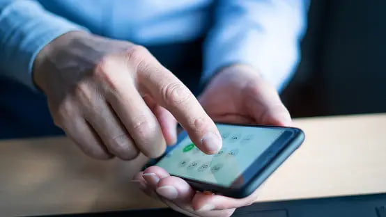 Підтвердження акаунта за хвилину – віртуальний номер для SMS