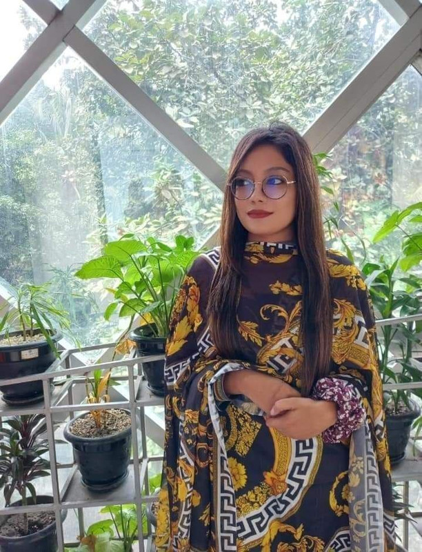 Sharmin ঢাকা ইউনিভার্সিটি ছাএী