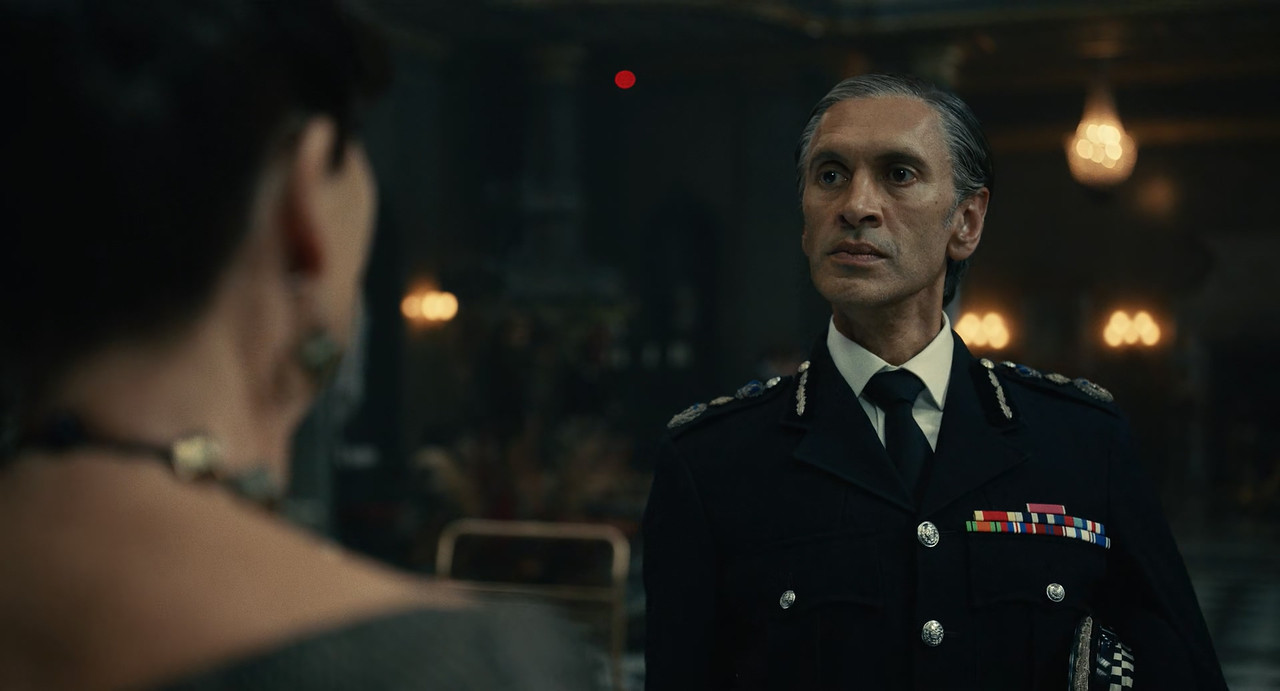 [HR] Cruella (2021) [64B53632]_13