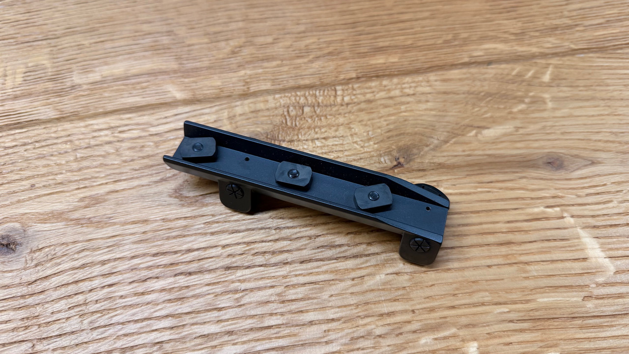 Blaser-Sattelmontage-fur-Zeiss-Schiene-2