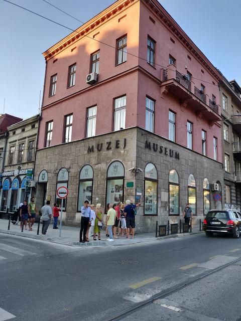10 días por Eslovenia, Croacia y Bosnia con 3 niños. - Blogs de Europa Oriental - Sabado: Entramos a Bosnia parando en Mostar, Jablanica y Sarajevo. (40)