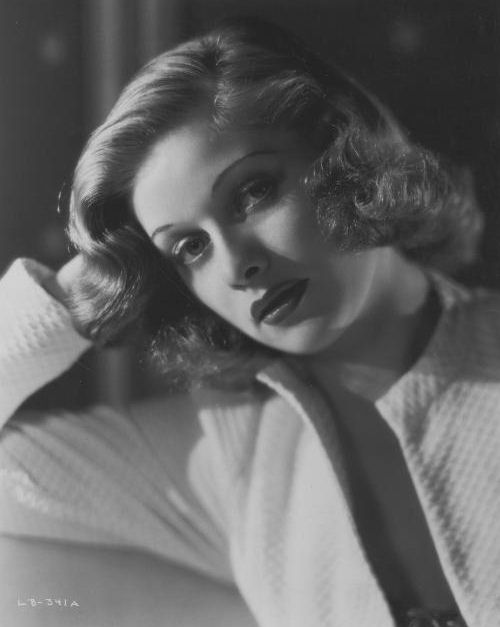 Lucille_Ball_b09
