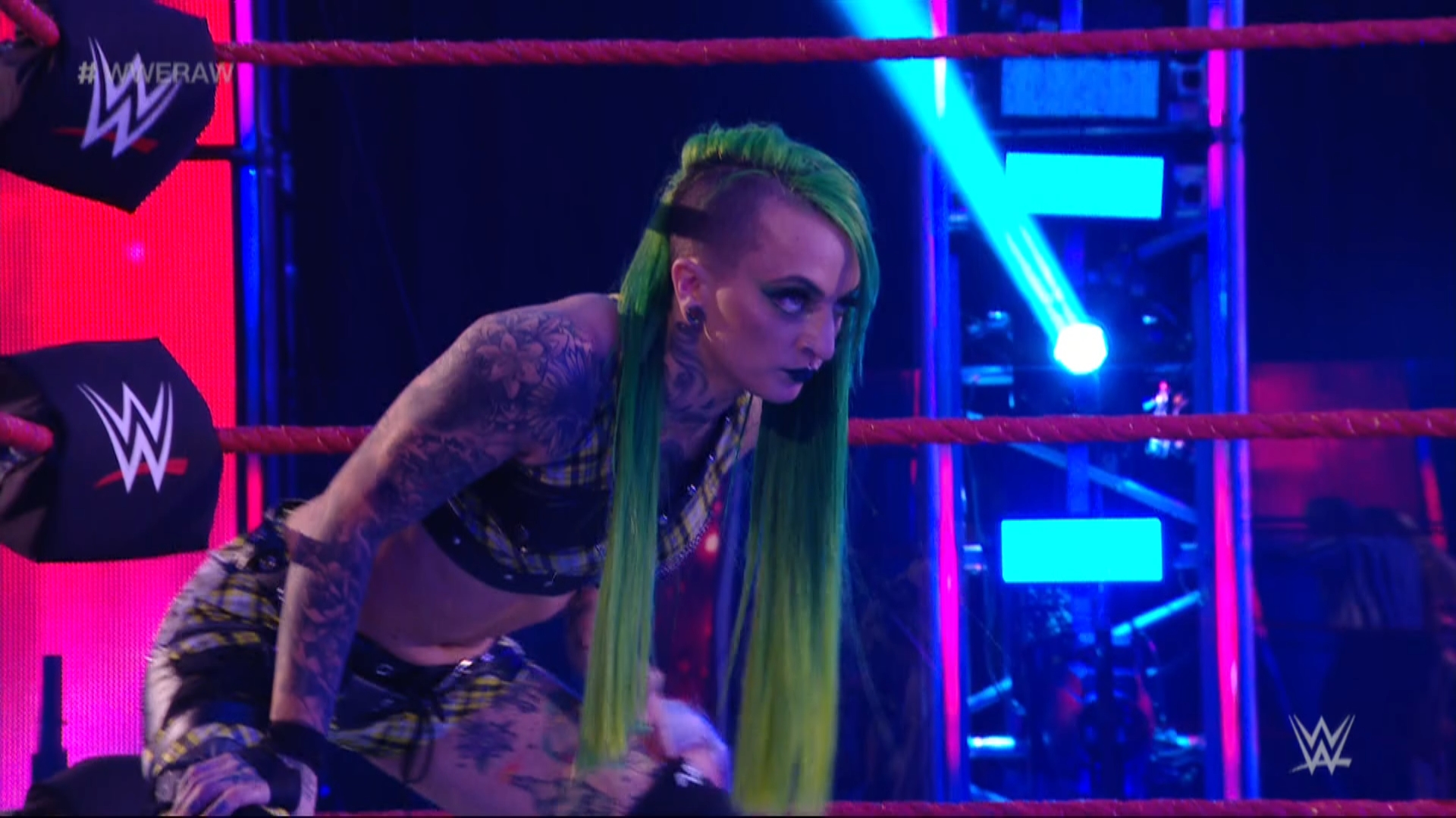 WWE Monday Night Raw 2020 08 17 1080i HDTV -WH