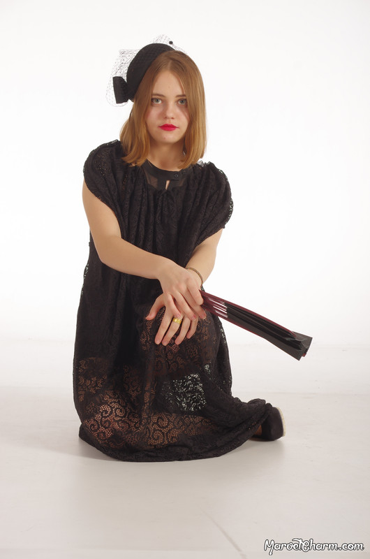 MarvelCharm_Nicolette-Black-Lace-024