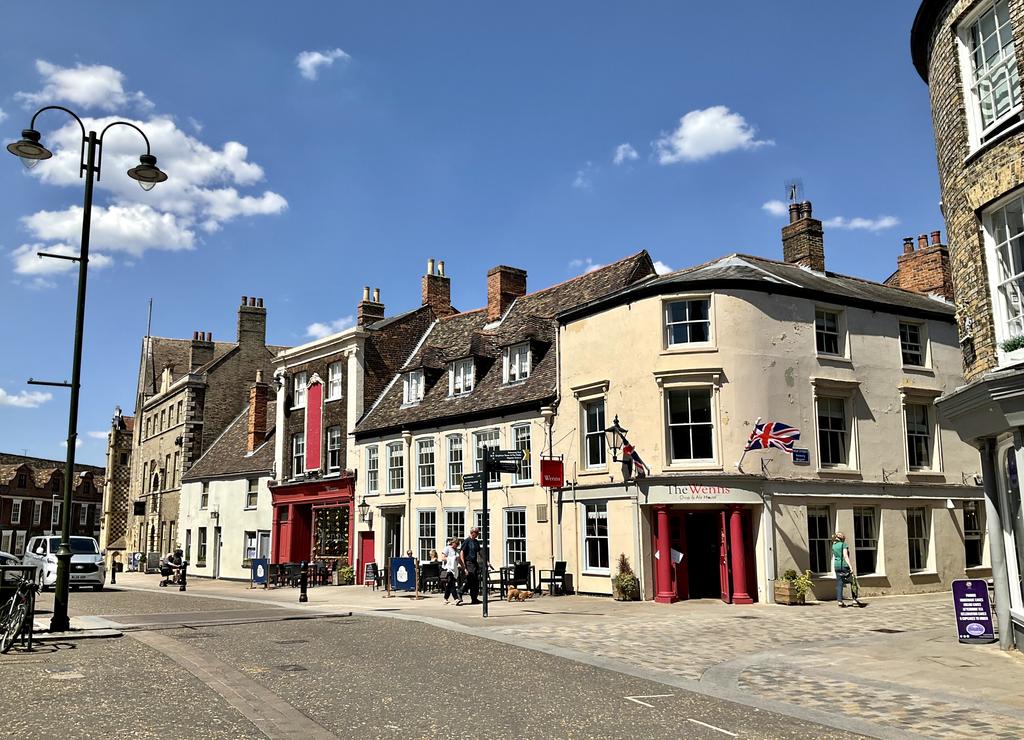 Пёстрая лента. Путешествие по сельским дорогам Англии в мае 2025 г.