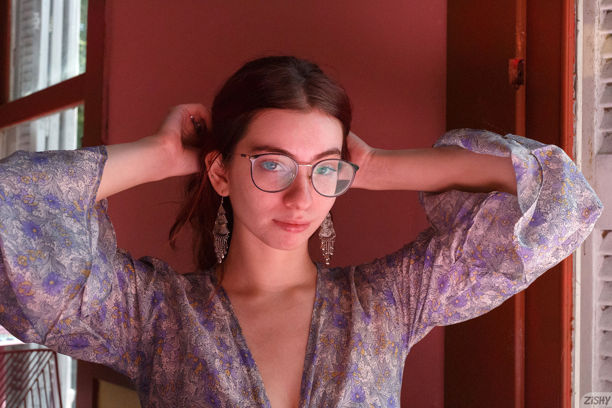 full_026_7847105057124435