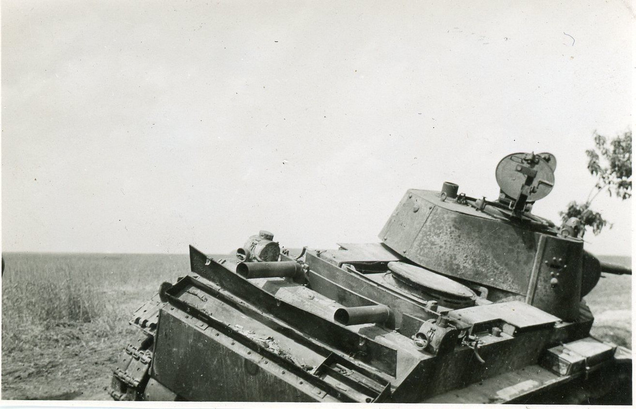 (0001)_TOP Russland Kämpfe Panzer Tank T-26 Foto