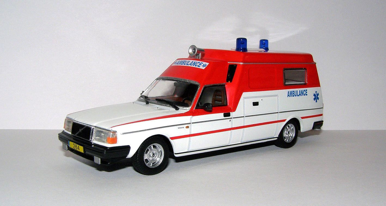 1981 Volvo 264 GL Ambulance by Nilsson (Atlas #7495 006) 1