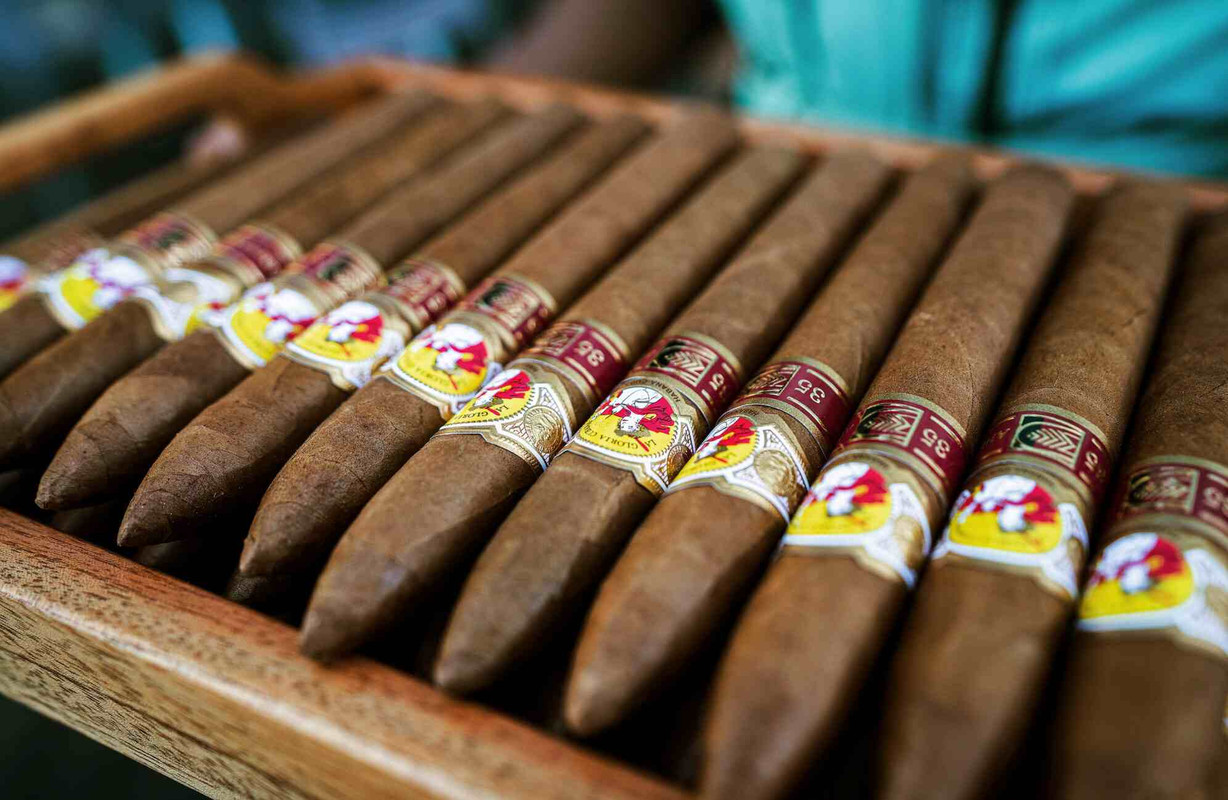 Festival-del-Habano-XXV-La-Gloria-Cubano-35-Aniversario-La-Casa-del-Habano-tray-2048x1365