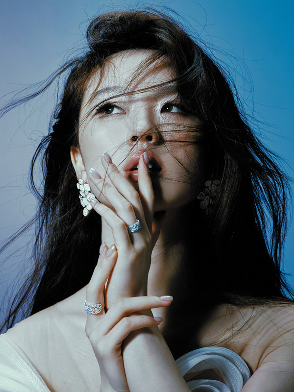 img 1764571045362252e68e49b1e12e1196240e9029d2d153eee06d0eebd81bdadfd33a2095b97be