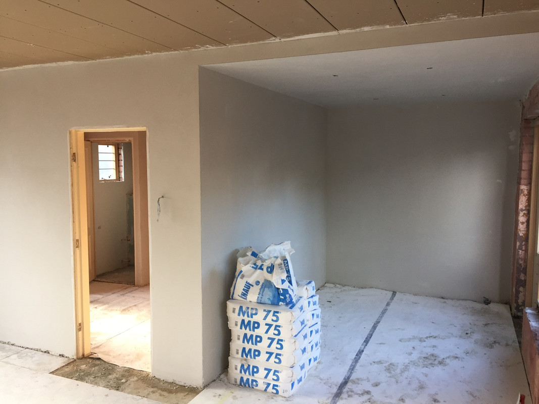 0425EF1B-A092-4F81-9D94-708BB84AFAFE