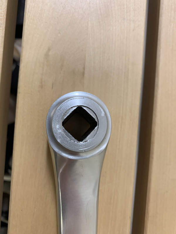 5CAD16F6-680A-4C21-B46E-361BCA3737EF