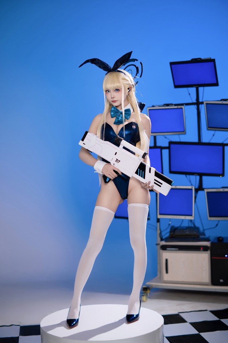 艾西Aiwest 小时兔女郎Cosplay写真图集 兔女郎主题高清图集 35P (394.4M)插图7