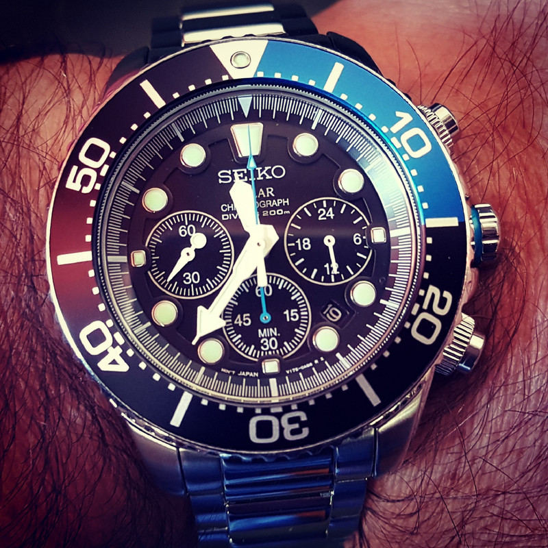 Seiko Solar Daytona Submariner Black  SSC017 200M  (4)