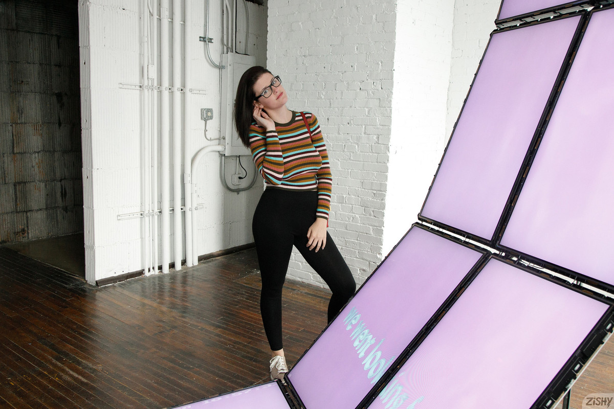 full_056_1444380803283341