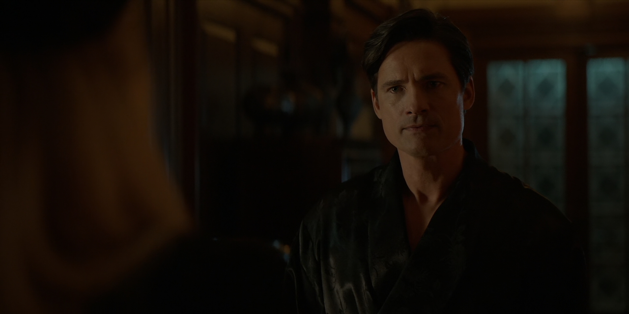 Batwoman.S02E01.Whatever.Happened.to.Kate.Kane.1080p.10bit.AMZN.WEB-DL.DDP5.1.HEVC-Vyndros.mkv_snaps