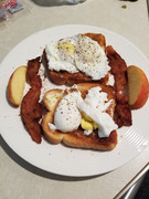 EGGS-ON-MOTHERS-DAY