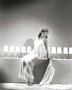 paulette-goddard-mc65