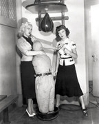 betty-grable-c21