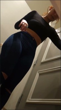 [Image: Voyeur57615105104.jpg]