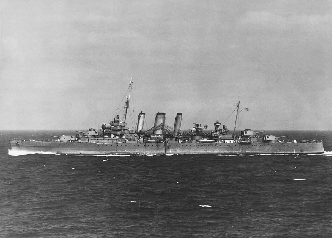 HMAS_Australia_(D84)_at_sea_on_31_August_1942
