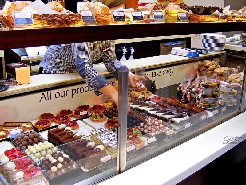 ccakes-Westfield-mall-London-HD.jpg