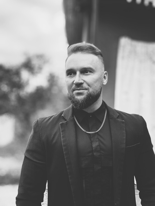 67E533F3-D03D-4DD1-B286-BB63B1526DBA