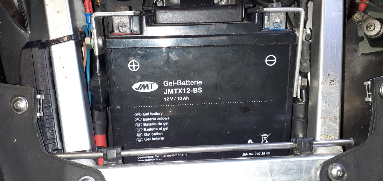 03FDE183-F7CF-45F2-A84F-9B6A11455331