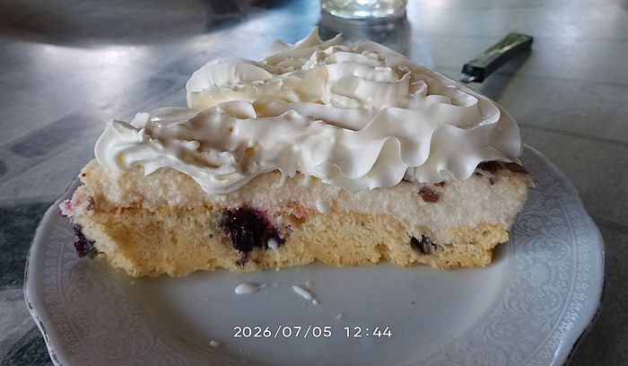 https://i.postimg.cc/5N1nLwJJ/szives-cttorta-szelet-20260705.jpg