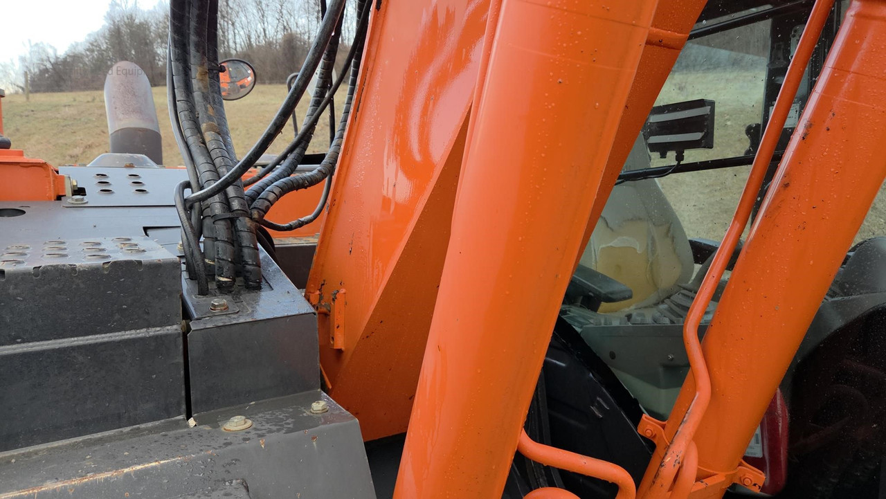 Vehicle thumbnail 34