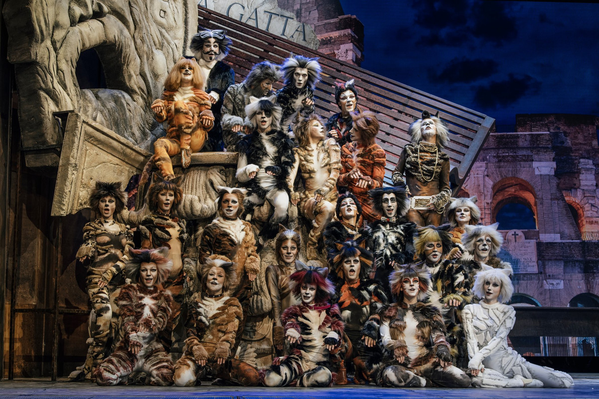 Cats, recensione del musical al Sistina di Roma Cats, recensione del musical al Sistina di Roma