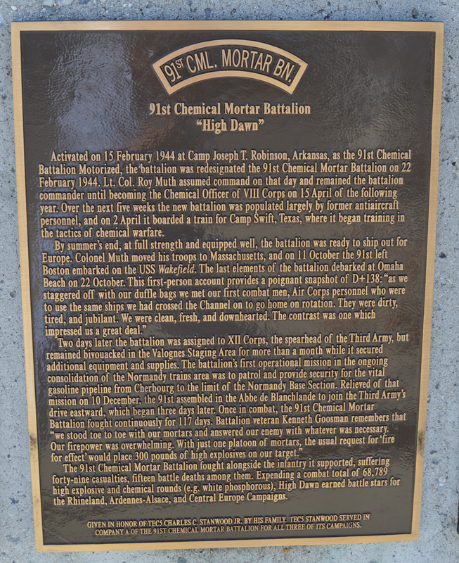 Placa 91º CML. Mortar Bn. en el National D-Day Memorial. Bedford, Virginia