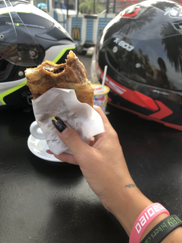 07E926E7-7487-471B-A2E2-93939C35C73C