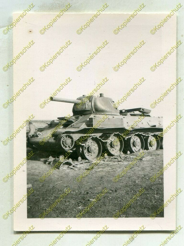 Foto, Luftwaffe, Beute, zerstörter Panzer T-34, Dnipropetrowsk, 