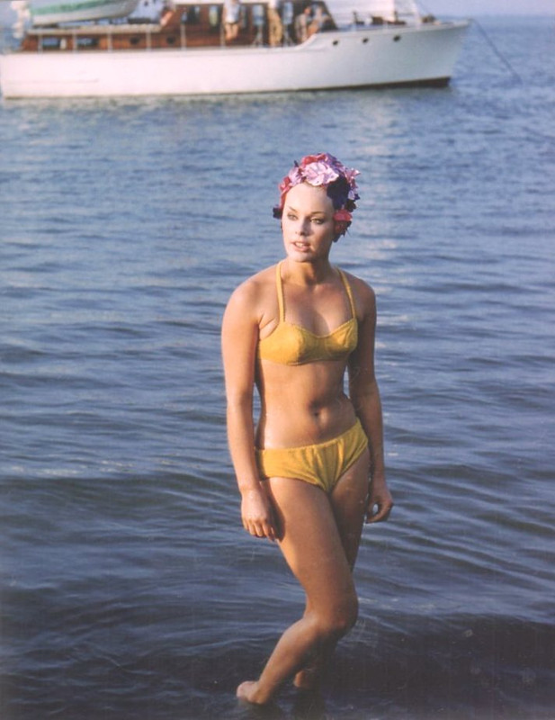 elke_sommer_md31