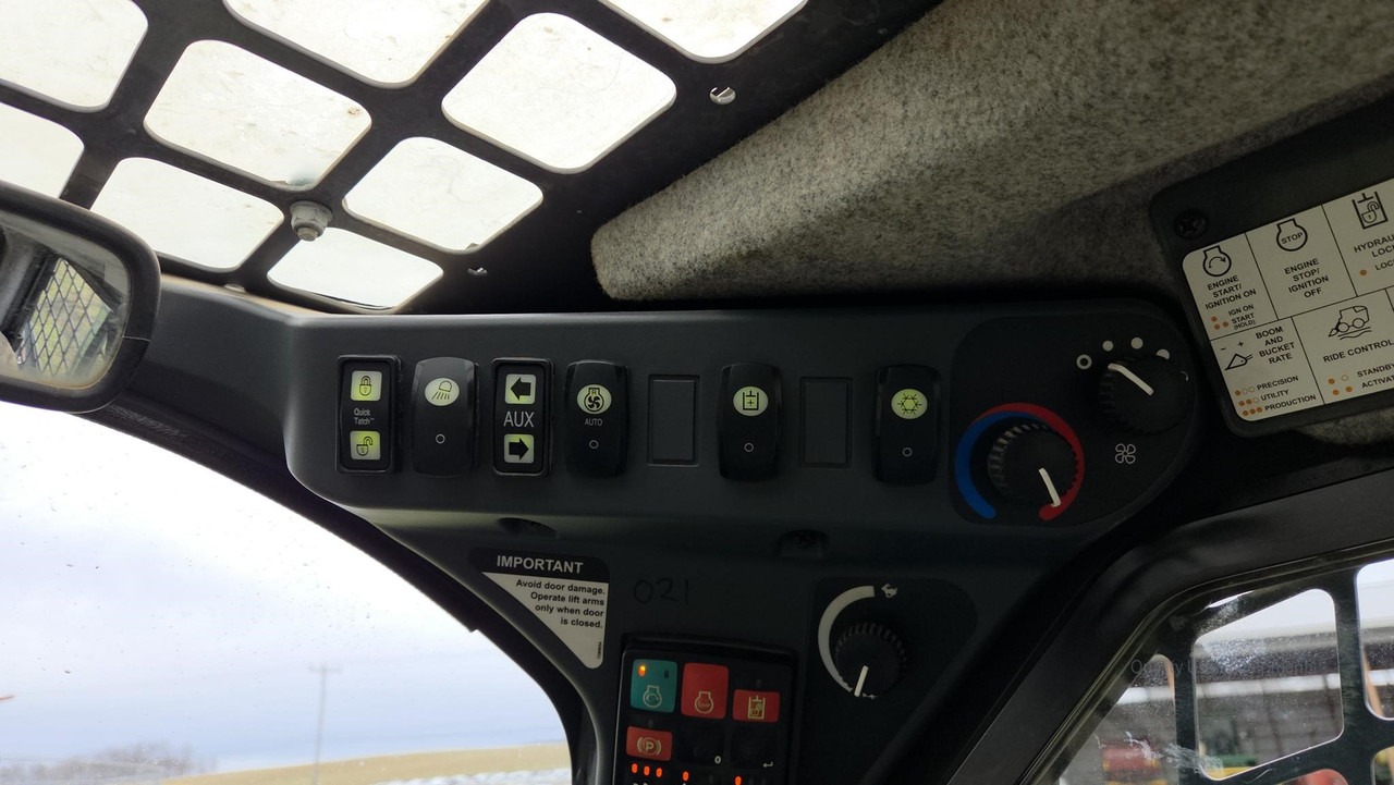 Vehicle thumbnail 74